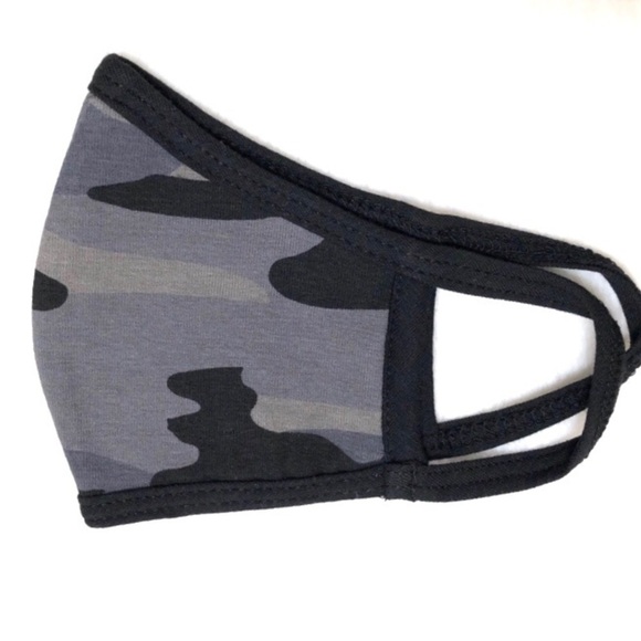 🔴 5 for $10 ONE Kids Camo Print Double Layer Cotton Face Mask - Picture 1 of 6